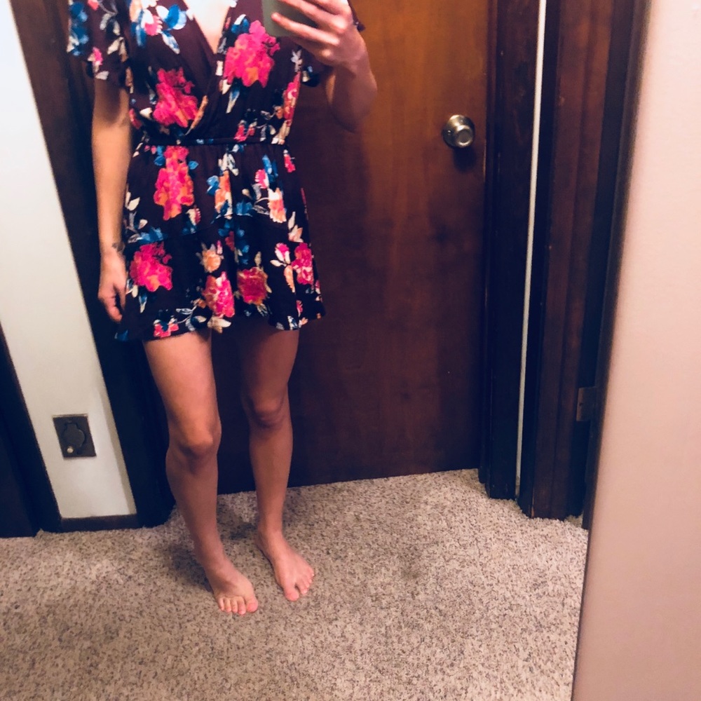 Romper - Picture 2 of 3